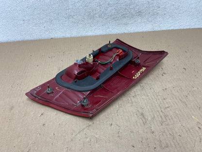 2004-2005 Toyota Sienna Right Passenger RH Side Inner Tail Light AG6553 LK5