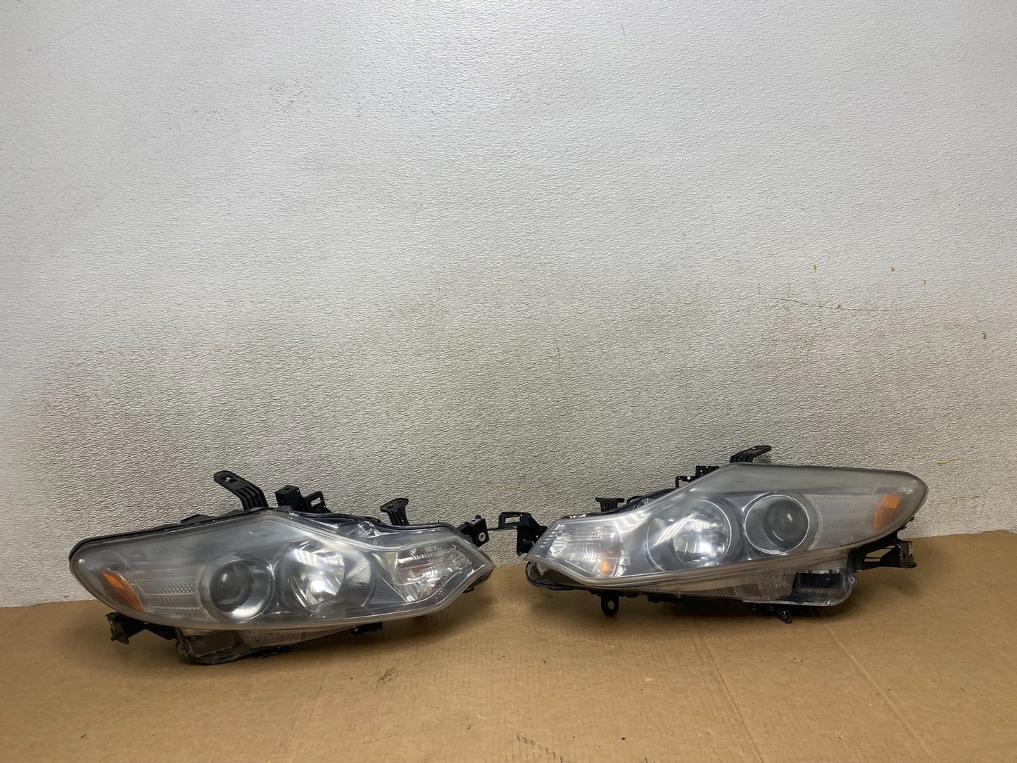 Halogen 2011 2012 2013 2014 Nissan Murano Headlights Left+Right W8398 DW0