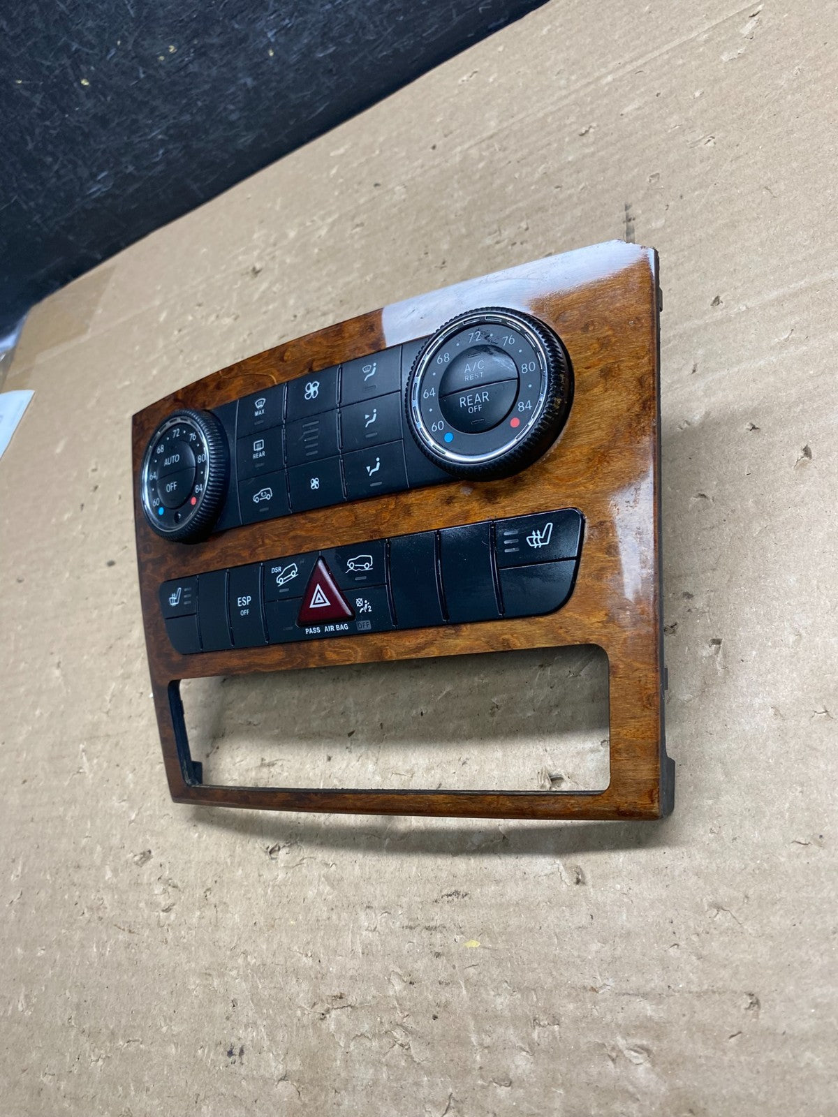 2007 2008 2009 Mercedes ML350 AC Temp Heater Climate Control AG8420 DG3