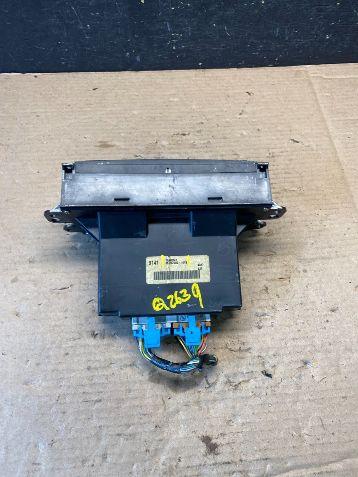2005 to 2006 Cadillac STS AC Heater Climate Control Panel q2639 DG5