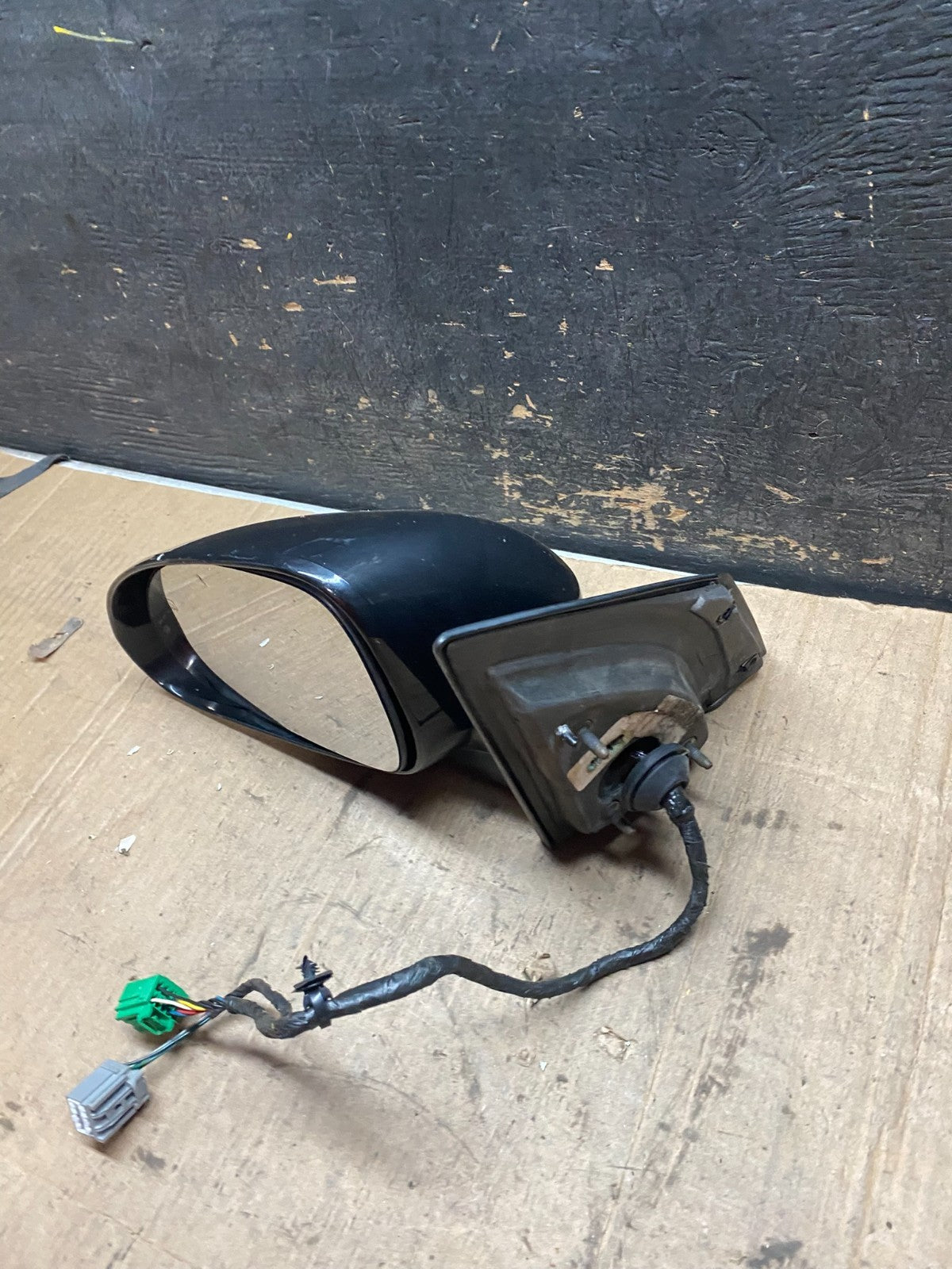 2008-2012 Buick Enclave Left Driver Heat Door Turn Sg Mirror TWO PLUGS t4185 DG10