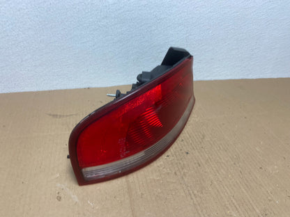 2001-2006 Chrysler Sebring Sedan Left Driver LH Side Tail Light AB8172 DW2