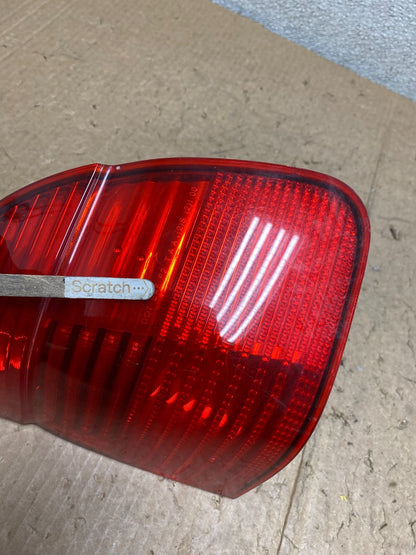 2001 2003 BMW 5 Series E39 Wagon Right Passenger RH Side Tail Light Oem V4600 DG4