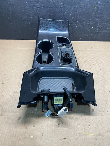 2013 to 2015 Kia Sorento Center Console Shifter Bezel Trim Cup Holder O6912 DG3
