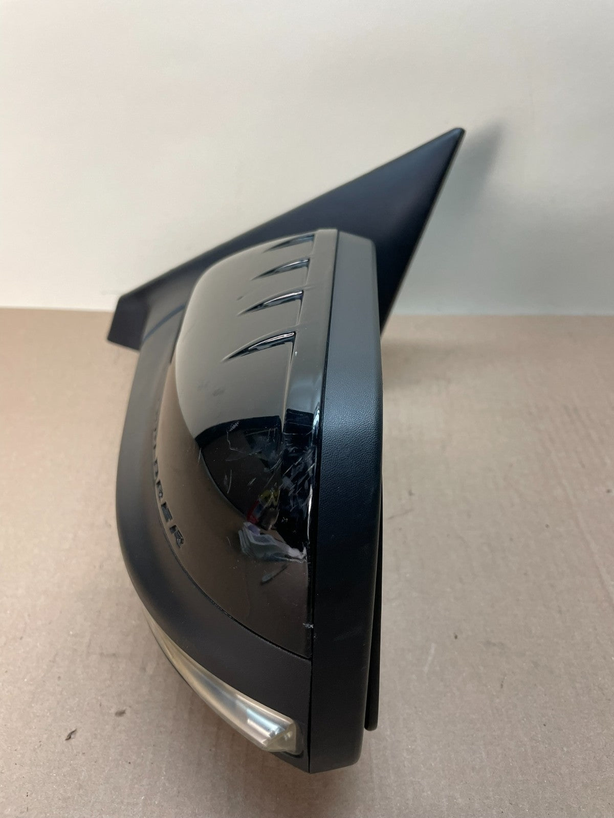 2011 to 2015 Ford Explorer Left Driver View Turn Signal Door Mirror AI8716 DG8