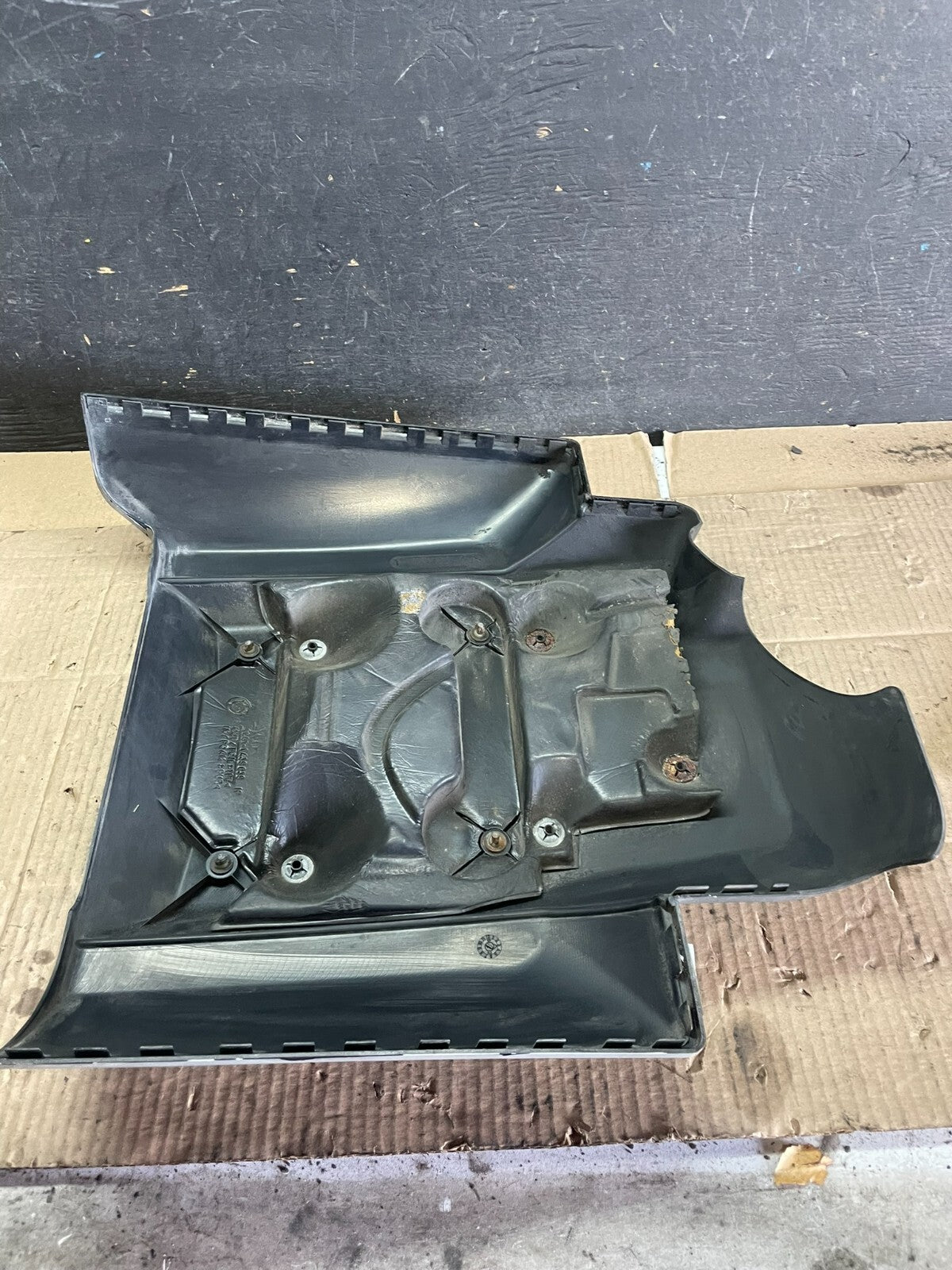 2000 to 2003 BMW X5 V8 4.4L Engine Motor Top Cover Trim M2663 DG6