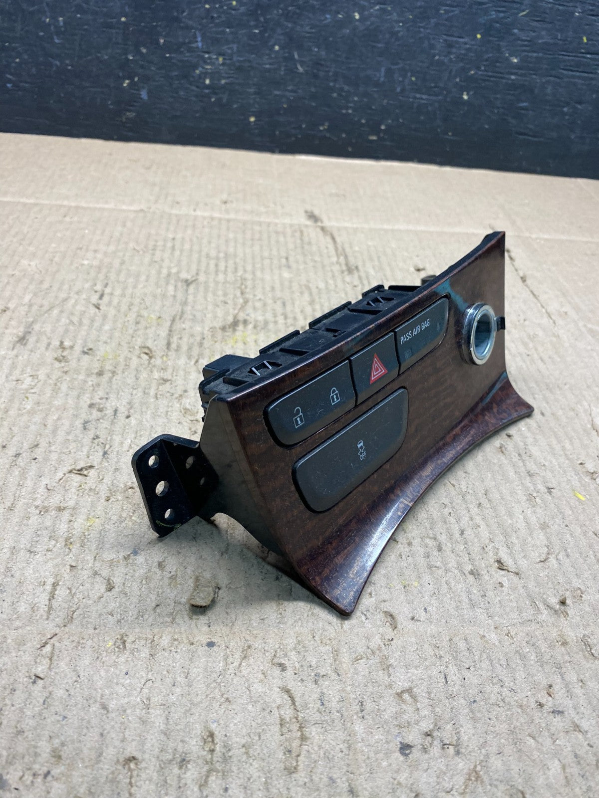 2013 2014 2015 Chevrolet Malibu Hazard Relay Switch Traction Control r6230 DG1
