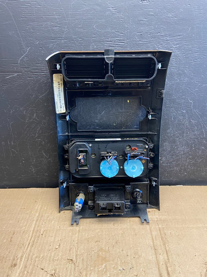 2005-2009 Dodge Durango Heat AC Climate Temp Control Radio Bezel AE1942 DG5