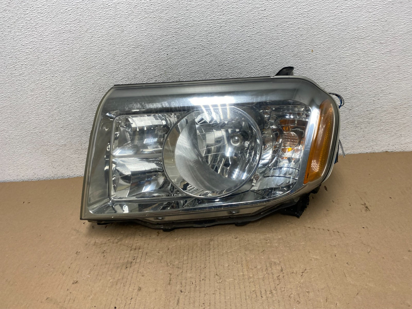 2009 2010 2011 Honda Pilot Left Driver LH Halogen Headlight AF3196 DW0