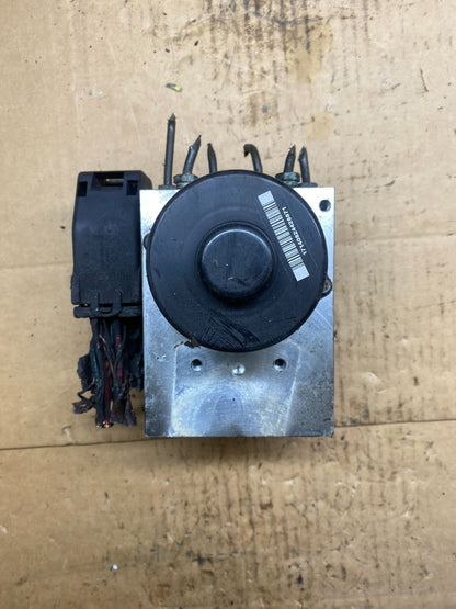 06-12 Mercedes R350,GL450,ML500 A2515452532 ABS AntiLock Brake Pump OEM R43365