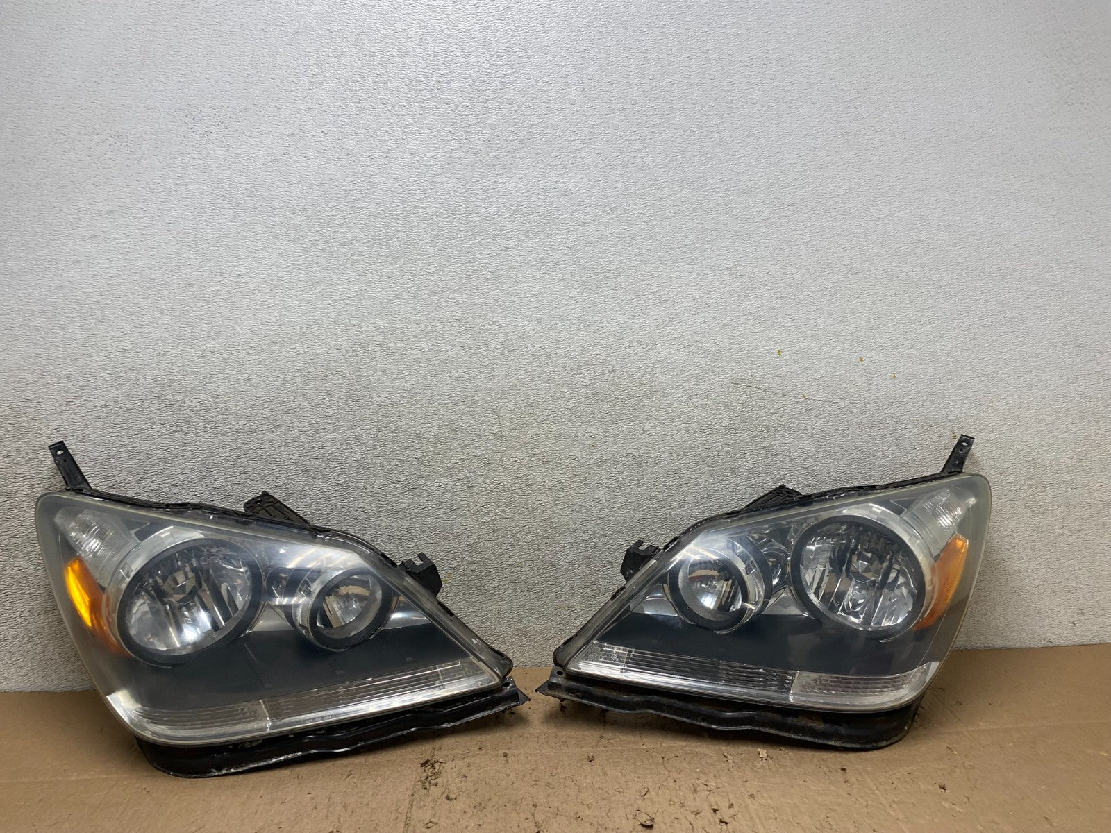 2005 2006 2007 Honda Odyssey Left+Right Set Halogen Headlights W3565 DW0