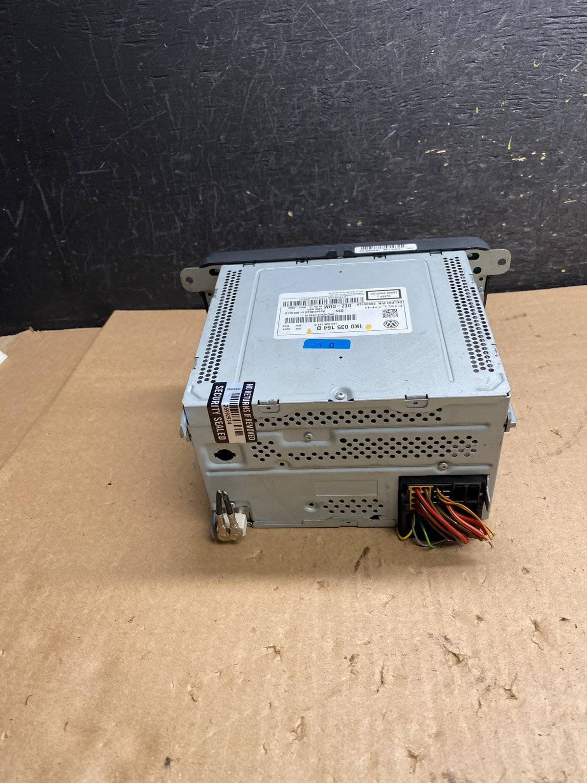 2011 to 2014 Volkswagen Passat Jetta Radio CD Player AM/FM ai3100 DG3