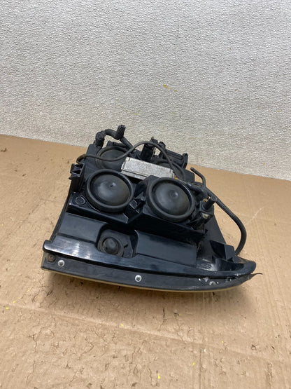 2002-2006 Cadillac Escalade Right Passenger Side Xenon HID Headlight Oem Y31067
