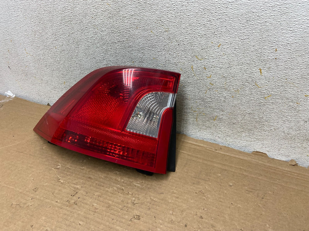 2011 to 2017 Volvo S60 Left Driver LH Side Tail Light AH8963 DW2