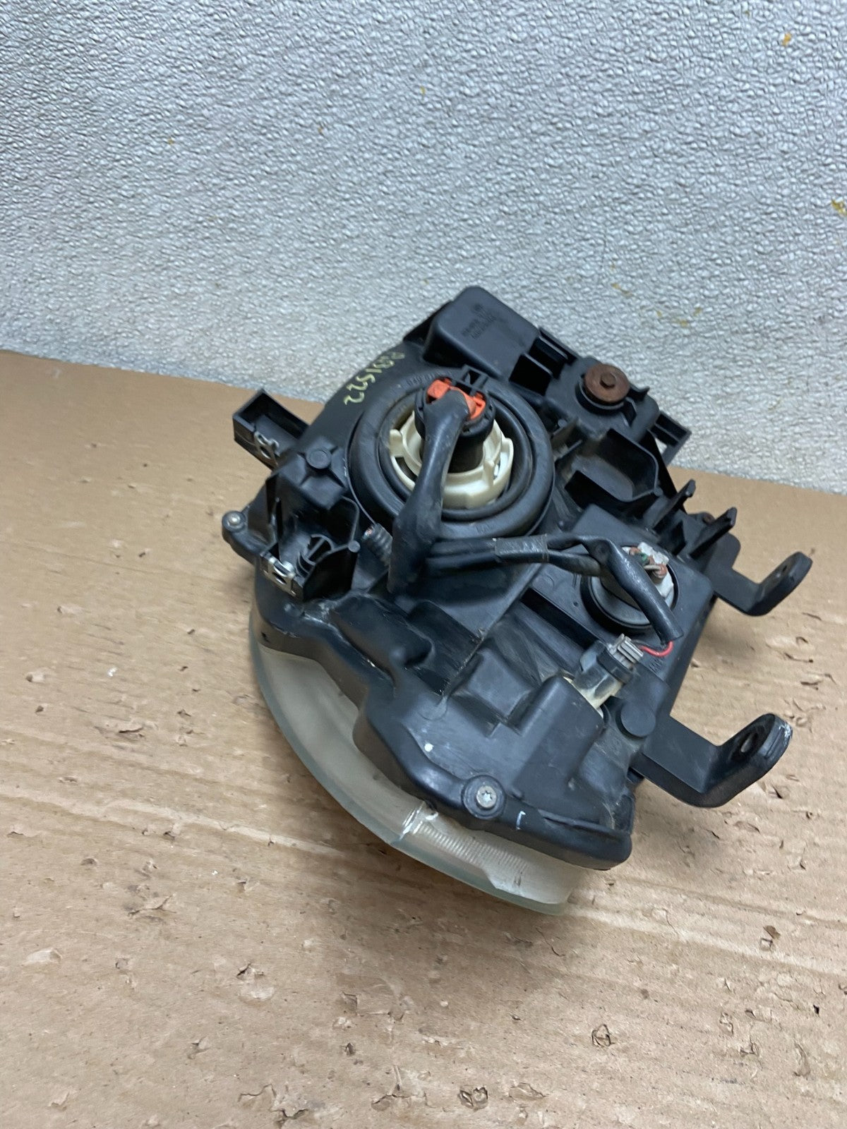 2005 to 2007 Nissan Pathfinder Halogen Headlight Right Passenger Oem AB1522 DW6