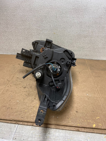 2015 to 2019 Nissan Versa Headlight Left Driver Lh Side Oem Y8166 DW8