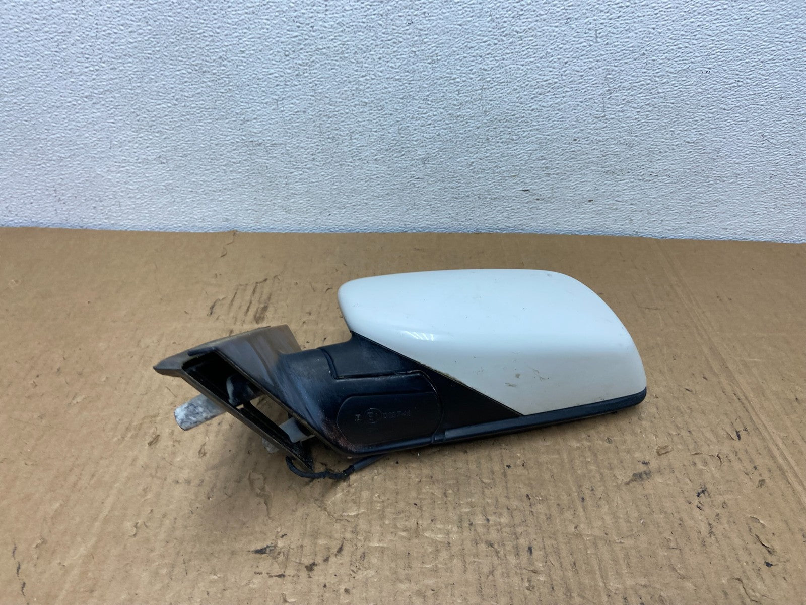 2004 - 2006 BMW 5-Series 525i 530i Left Driver LH Door View Mirror AC7813 DG3