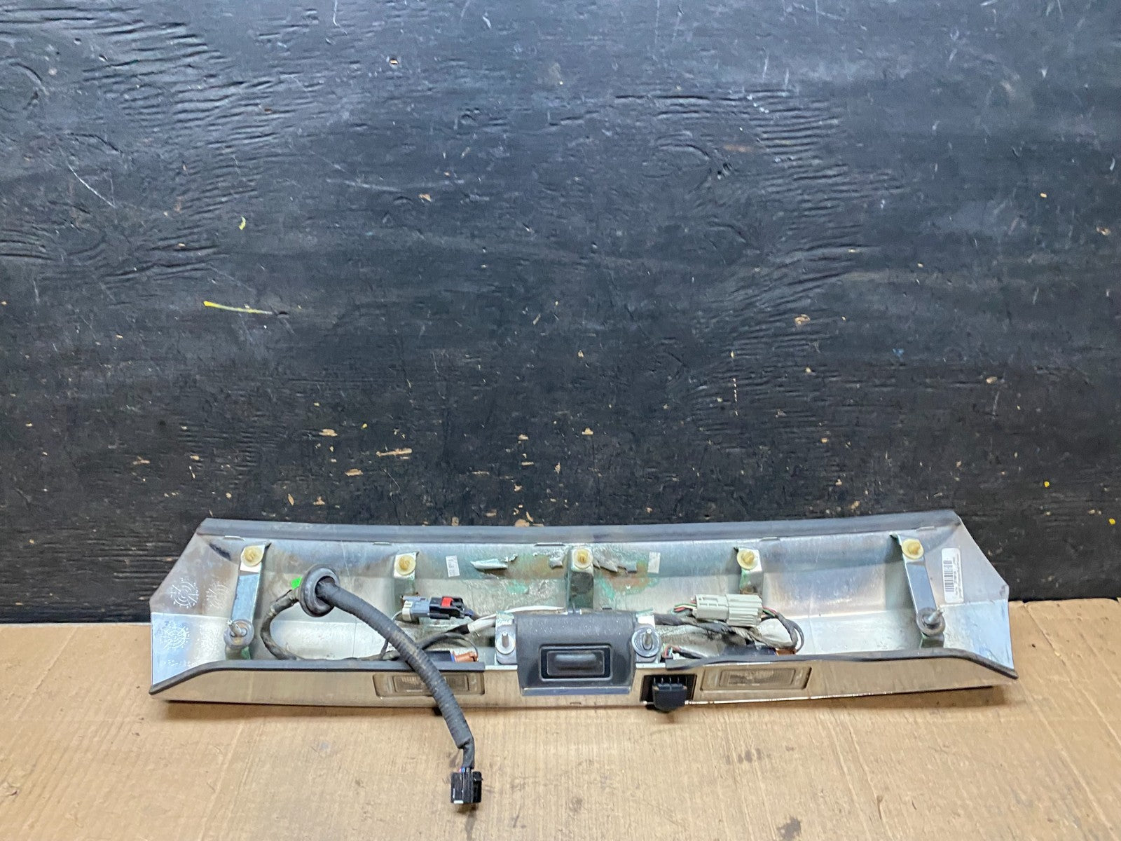 2010-2015 Gmc Terrain LiftGate Handle Trim Back Up Camera Chrome Panel T4130 DG7