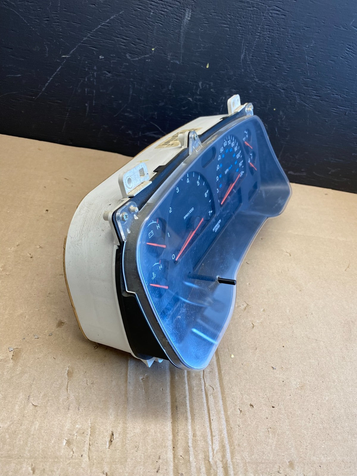 2000 Dodge Durango Speedometer Instrument Cluster Gauge AB8821 PS2