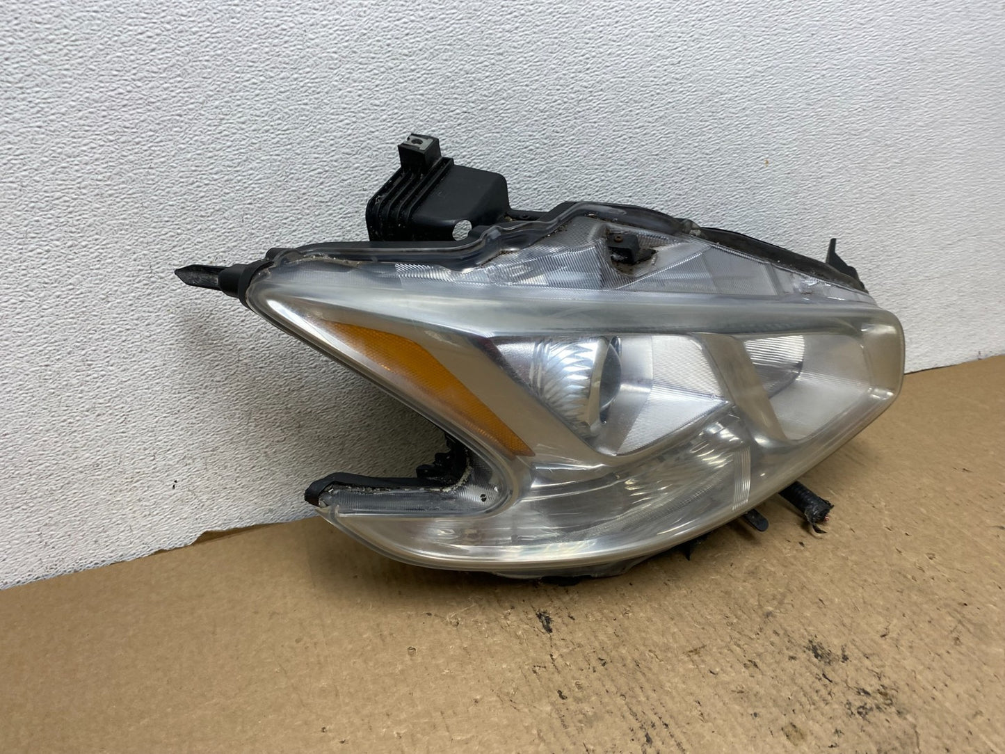 Halogen 2009-2014 Nissan Maxima Right Passenger Headlight AG3273 DW2