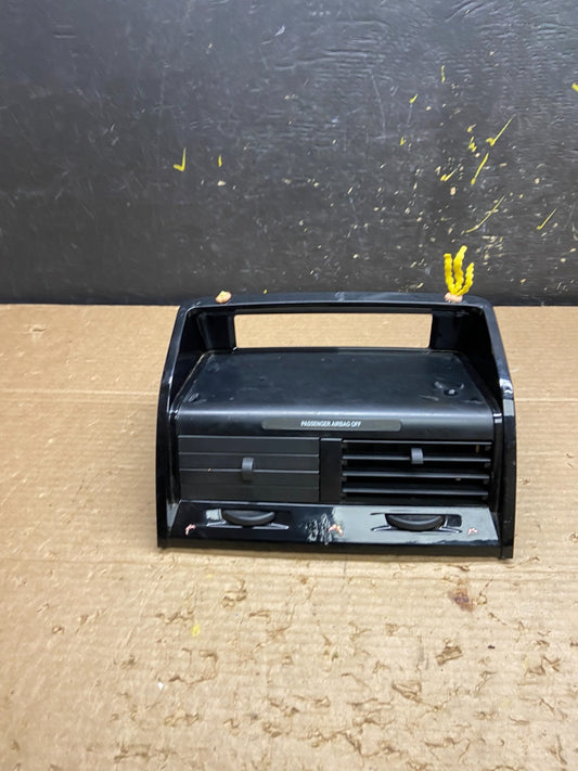 2008 to 2012 Ford Escape Center Dash Air Vent Panel Bezel Trim w1977 DG0