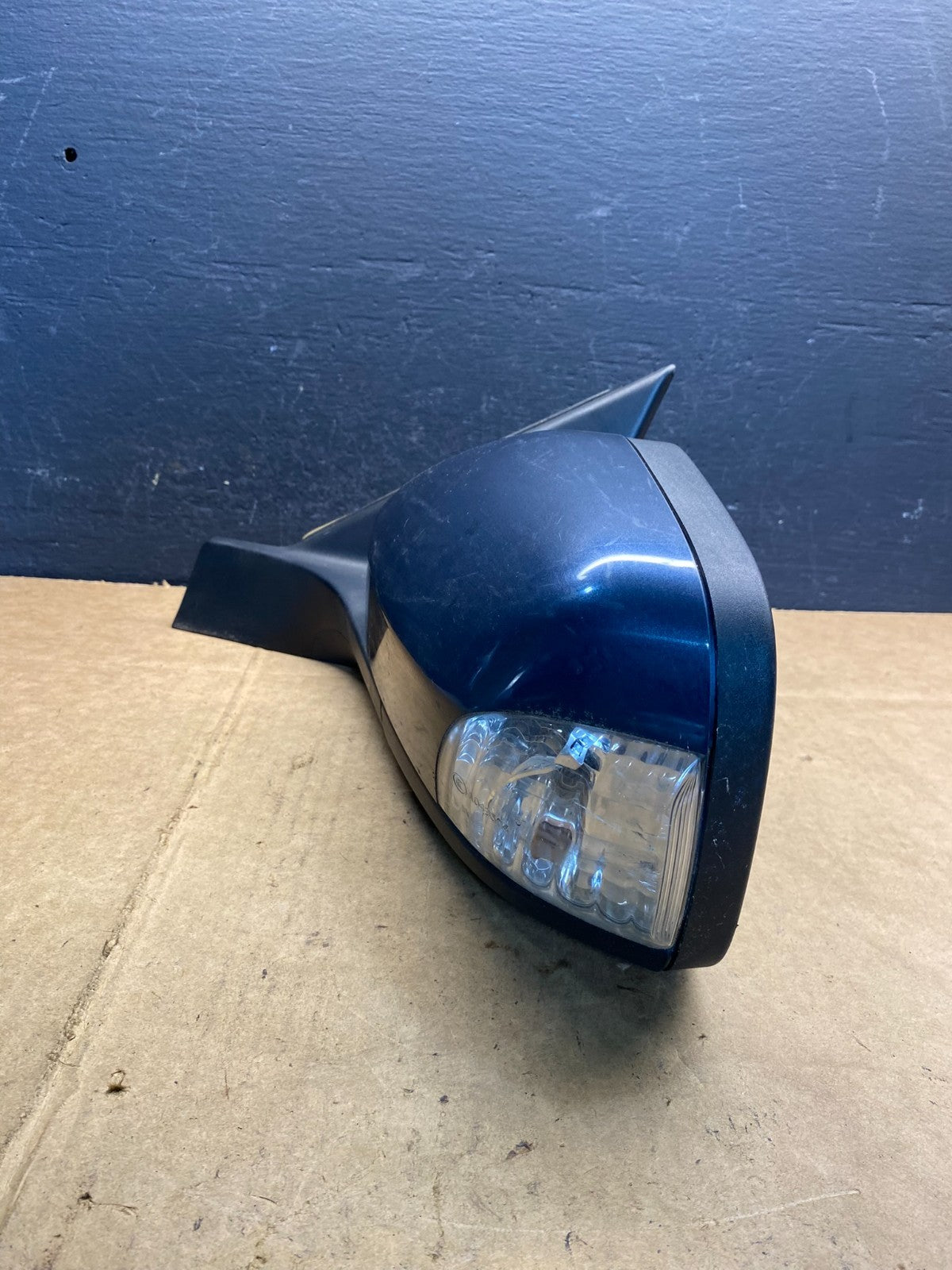 2007 to 2014 Volvo XC90 Left Driver View Door Trn Signal Mirror AD3717 DW4