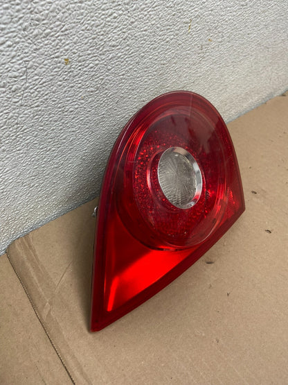 2006-2009 Volkswagen Golf Left Driver Lh Side Tail Light Inner Trunk D8479 DG12