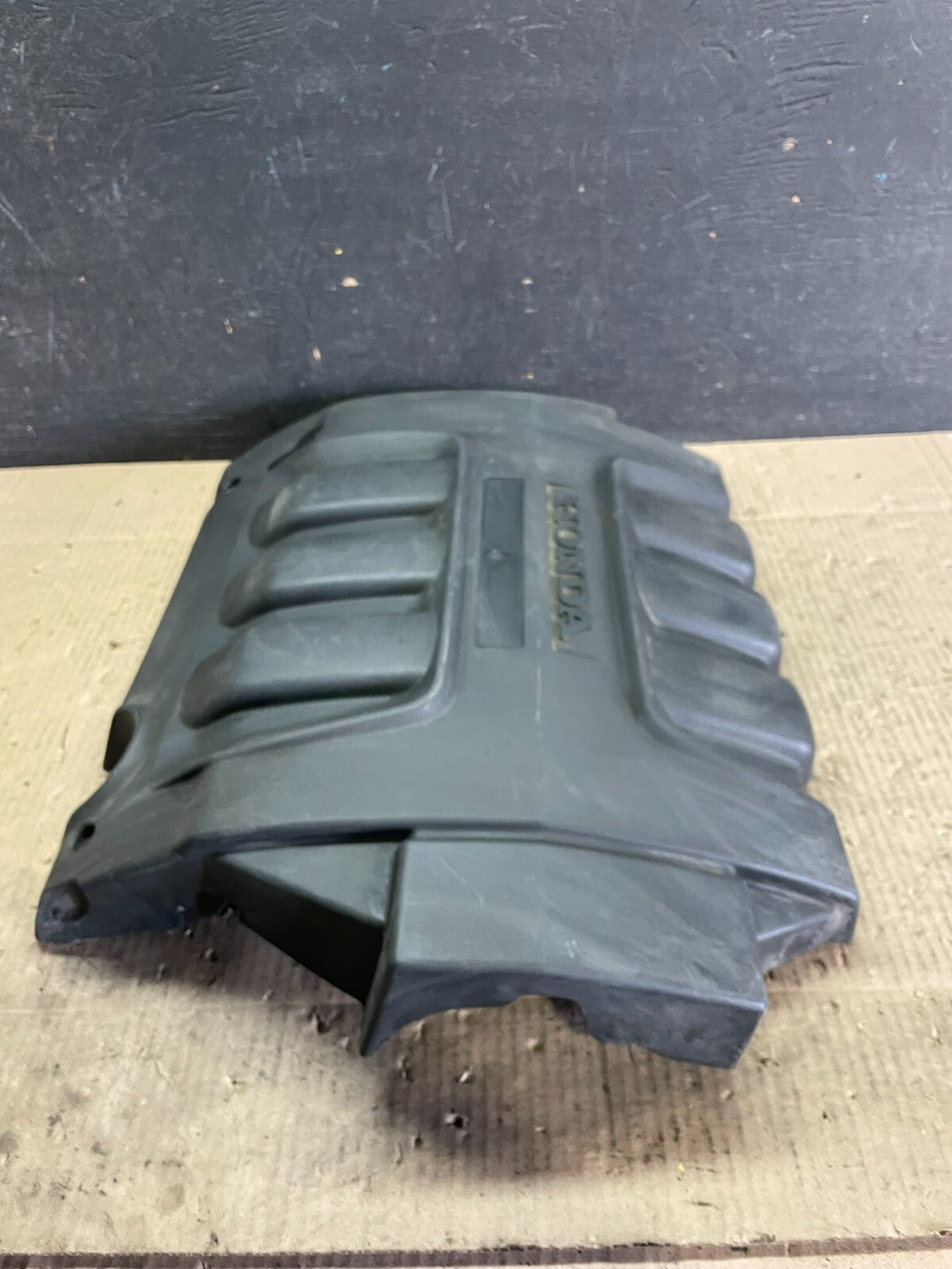 2005 to 2007 Honda Odyssey Black Engine Cover OEM i7807 DG3
