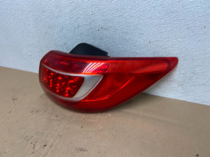 2011 to 2013 Kia Sportage Right Passenger RH Side Tail Light AE6035 DW1