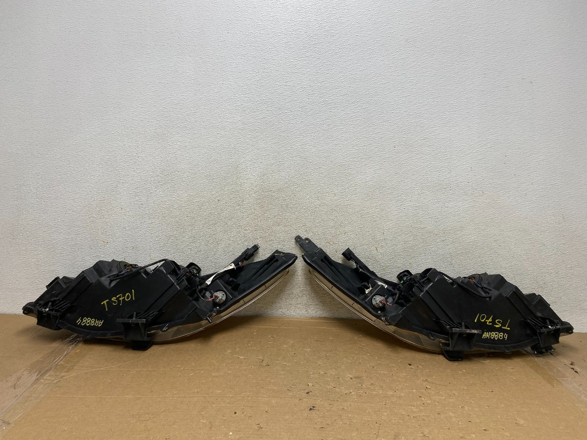 2010-2013 Mazda 3 Halogen Left+Right Side Headlights AH8884 DW10