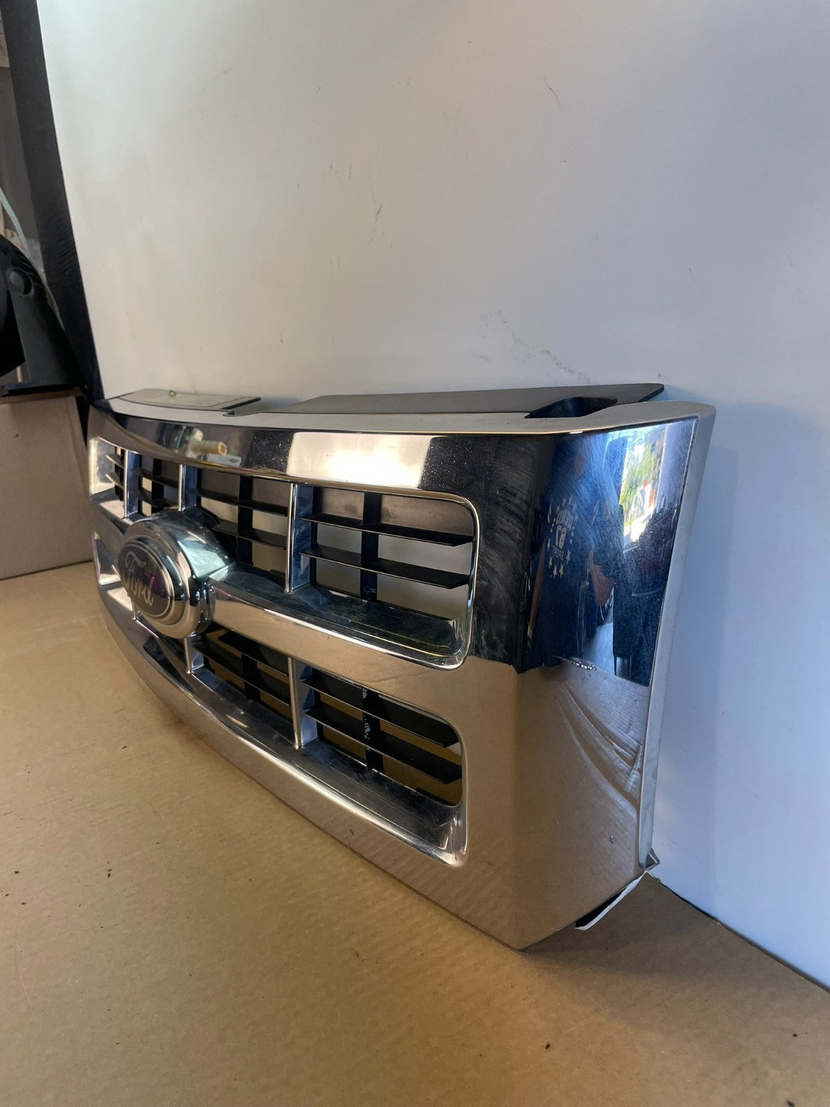 2008 to 2012 Ford Escape Front Upper Grill Grille AG3076 DG1