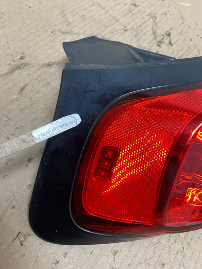 2014 to 2018 Jeep Cherokee Left Driver LH Side Tail Light AE8885 LK4
