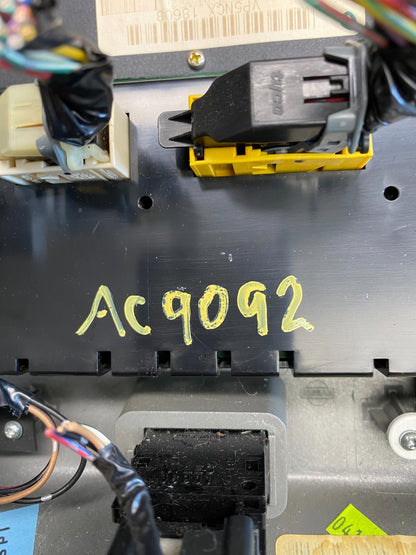 2004 to 2007 Nissan Armada Radio CD Player A/C Climate Control AC9092 DG5