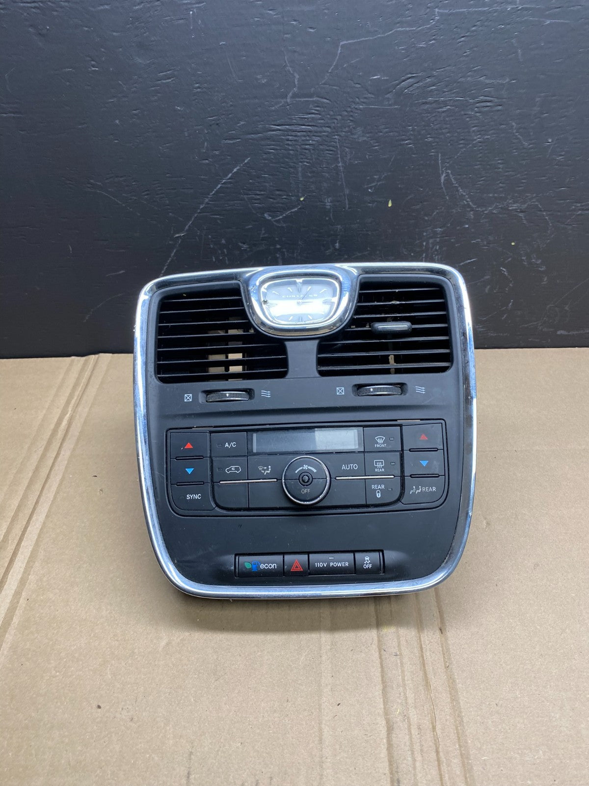 2011-2016 Chrysler Town Country Climate Control Panel Center Dash Trim AB8668 DG0