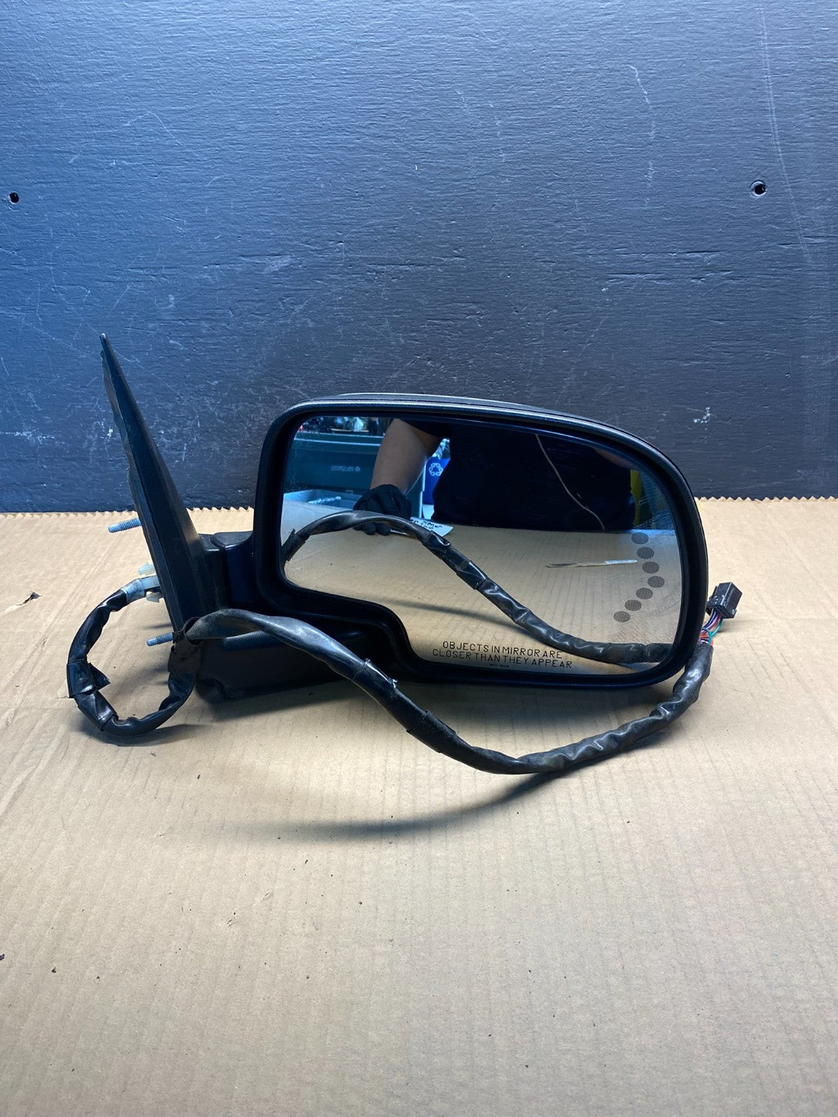 2003-2006 Chevrolet Tahoe Suburban Right Passenger Turn Door Mirror ac7859 DG8