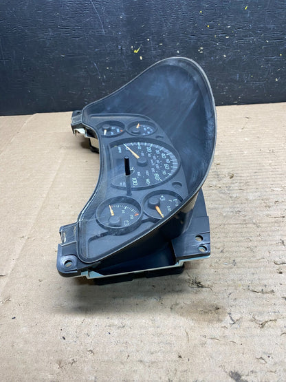 2004 to 2007 Chevrolet Express Speedometer Cluster Gauge OEM q2700 DG3