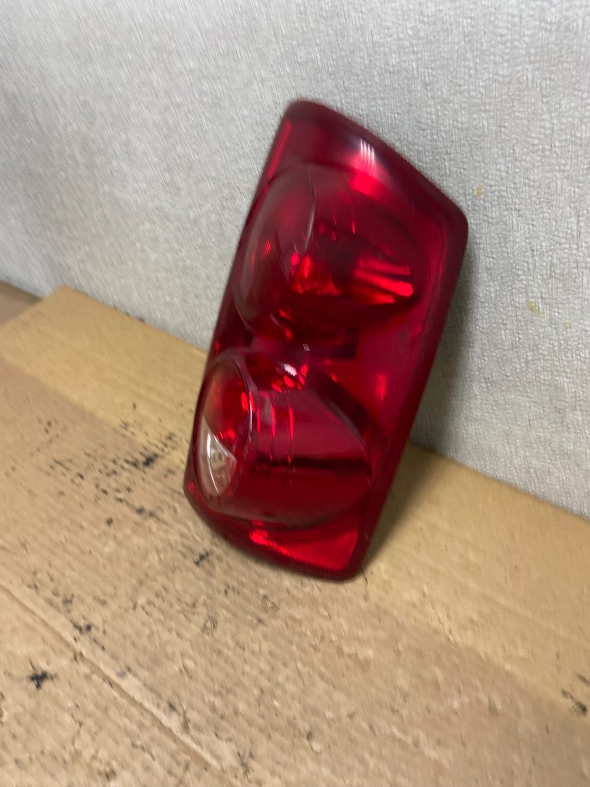 2007 - 2009 Dodge Ram 1500 2500 Right Passenger Rh Side Tail Light AB3356 LK1