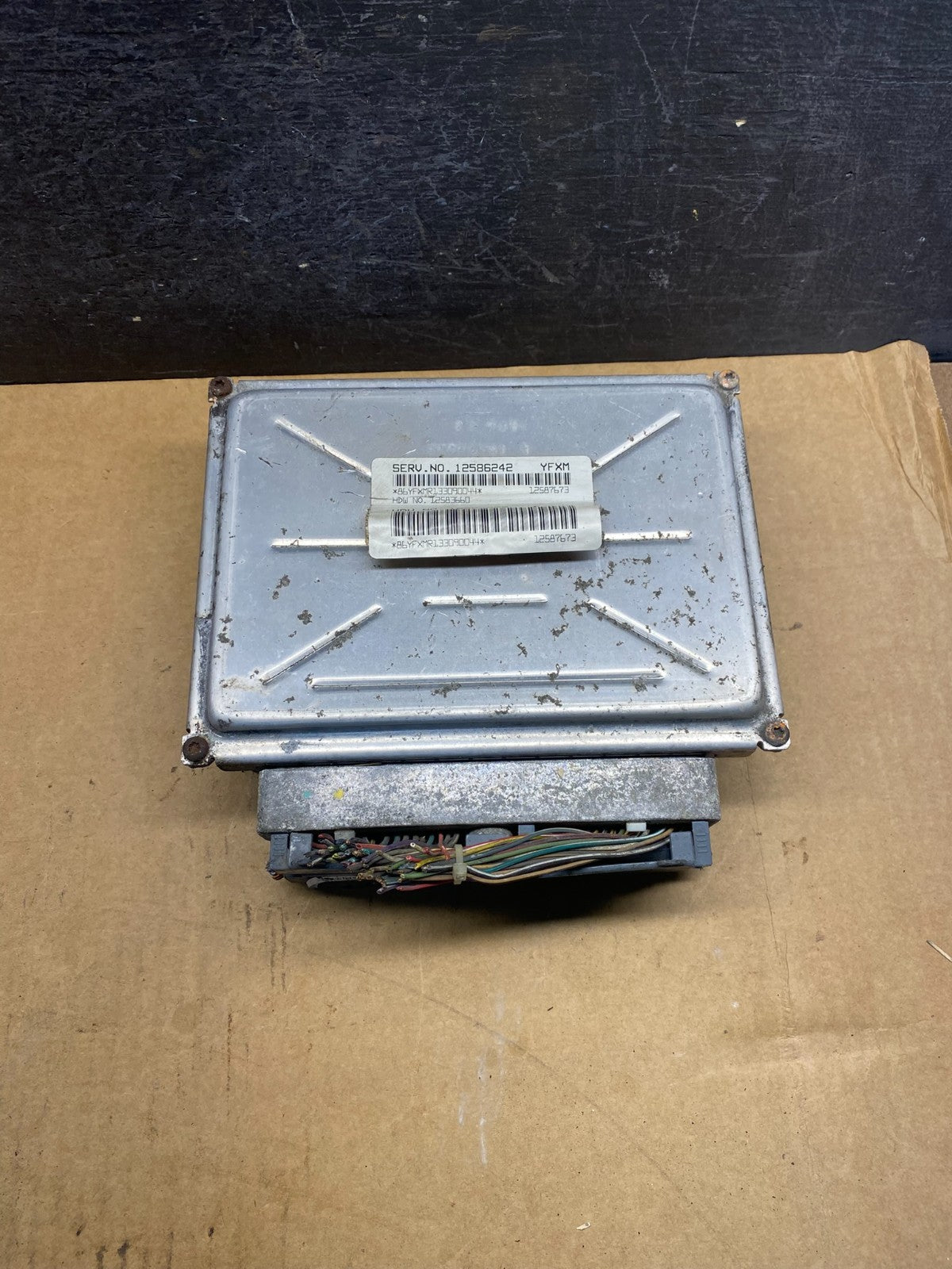 2003-2006 Chevrolet Tahoe Silverado Engine Control Unit Module ECM ECU AH7200 DW0