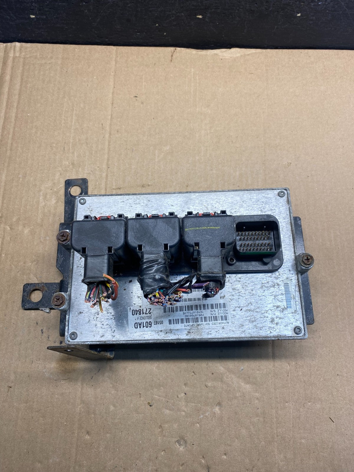 2008 Dodge Durango 5.7 Computer Engine Computer PCM ECU P05187601AD OE AE7534 DW0