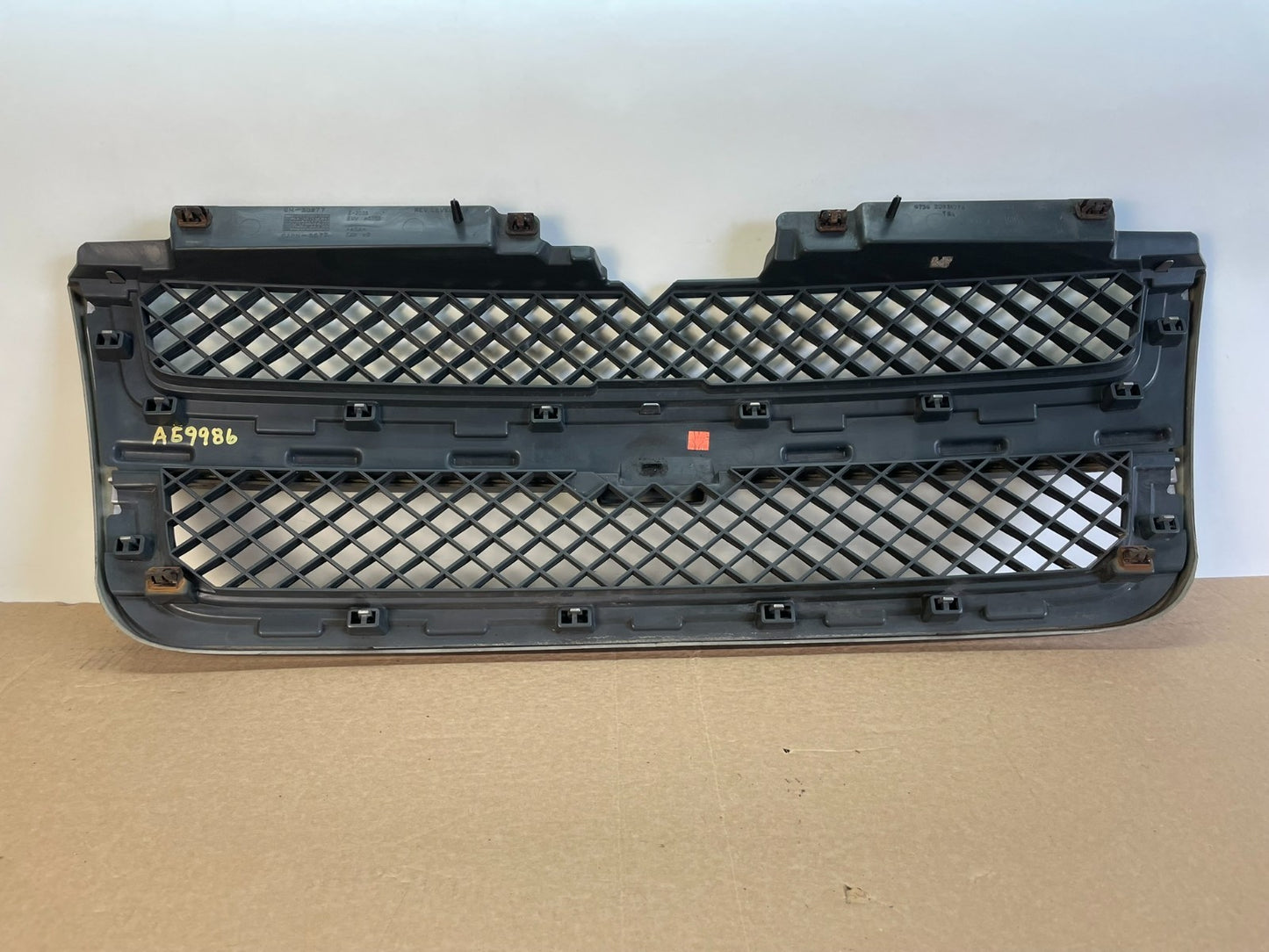 2006 to 2009 Chevrolet Trailblazer Front Upper Grille Grill AG9986 DG3
