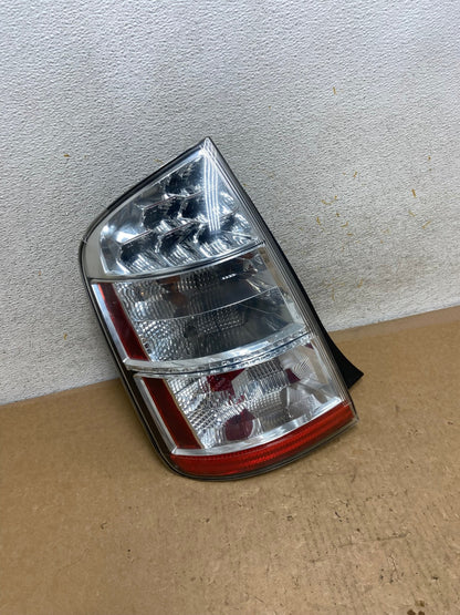2006 2007 2008 2009 Toyota Prius Tail Light Left Driver LH AI3448 LK2