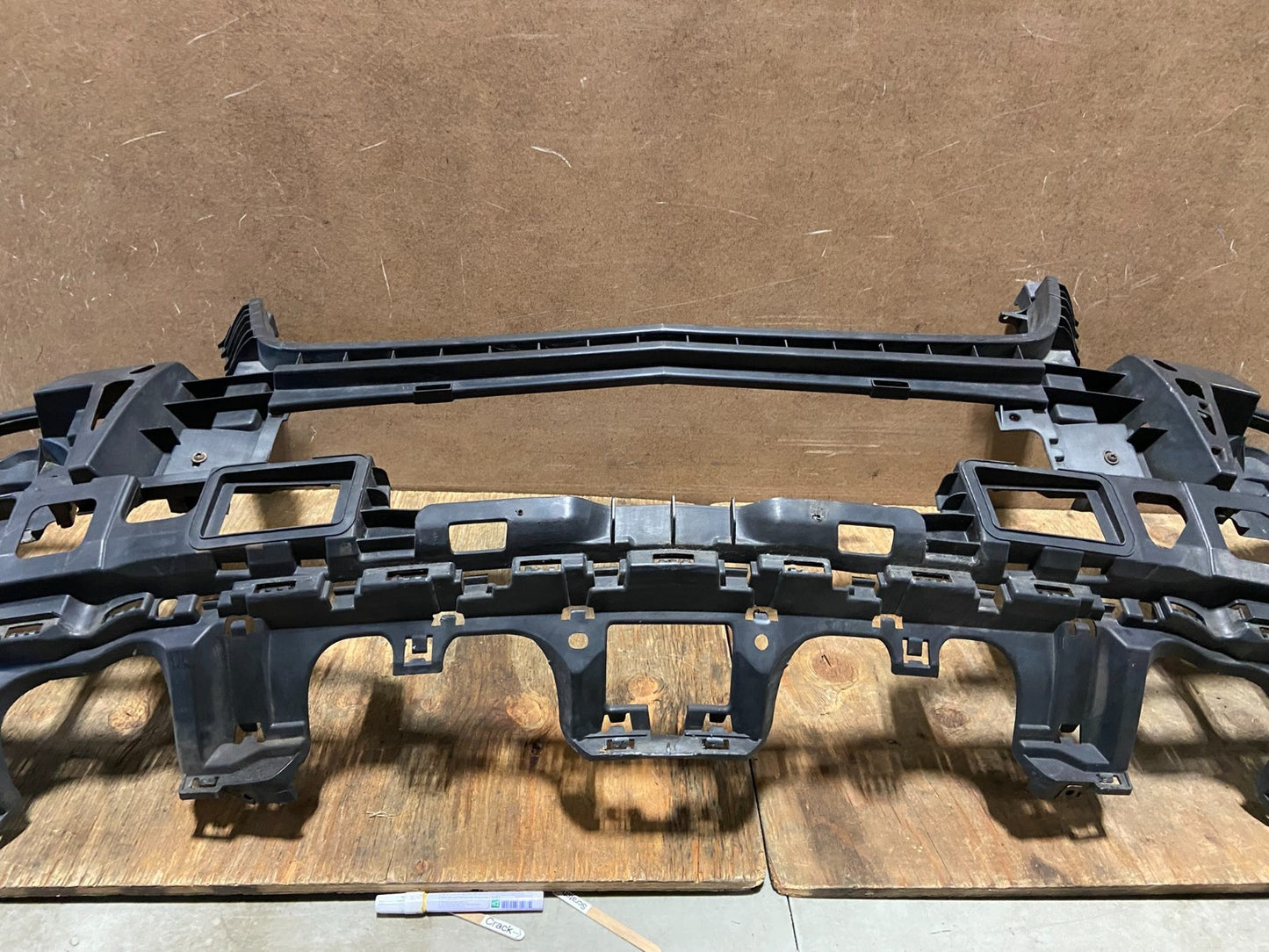 2007 to 2009 Mercedes-Benz GL450 Front Bumper Cover Reinforcement AG28115