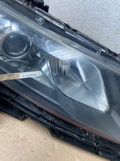 2010 - 2012 Honda Accord Crosstour Right Passenger RH Side Headlight AF3106 LK3