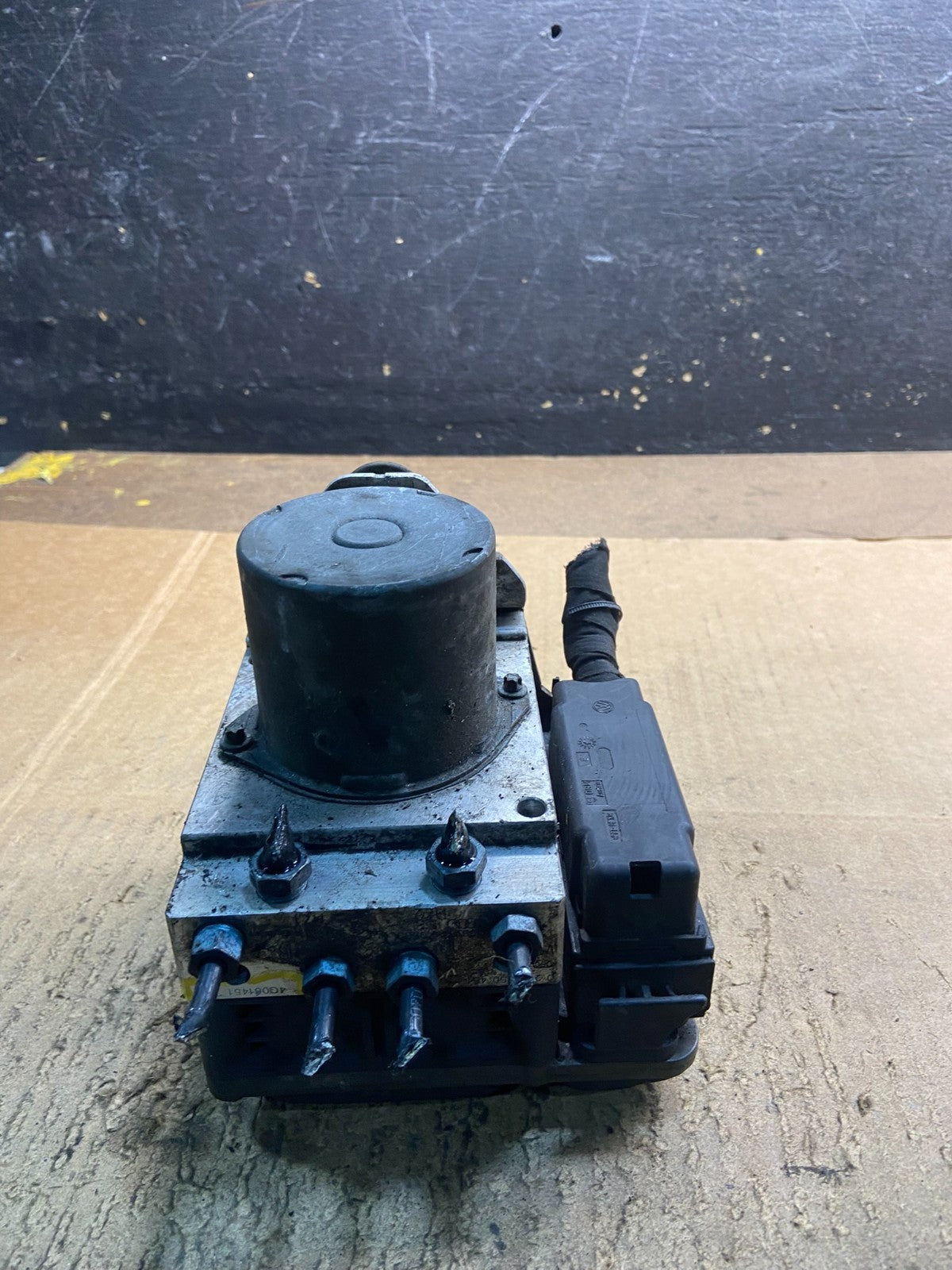 2012 to 2015 Audi A6 ABS Anti-Lock Brake Pump 4g0907379f OEM Y4269 DG2