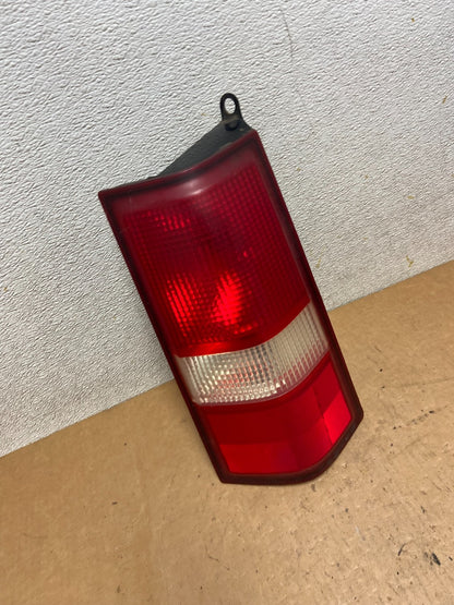 2003 2017 Chevrolet Express 1500 2500 3500 Right Passenger Tail Light R4738 DW2