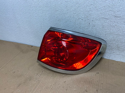 2008-2012 Buick Enclave Right Passenger Rh Tail Light AE9172 LK1