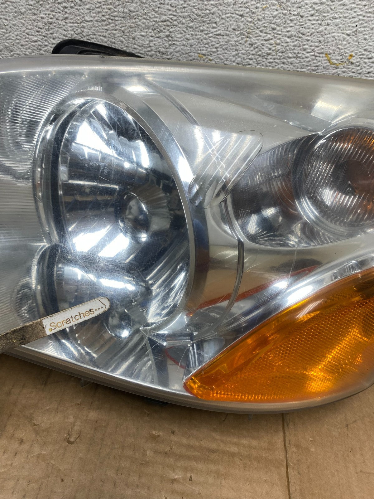 2003 2004 2005 Honda Pilot Left Driver LH Side Halogen Headlight AI4457 DW3