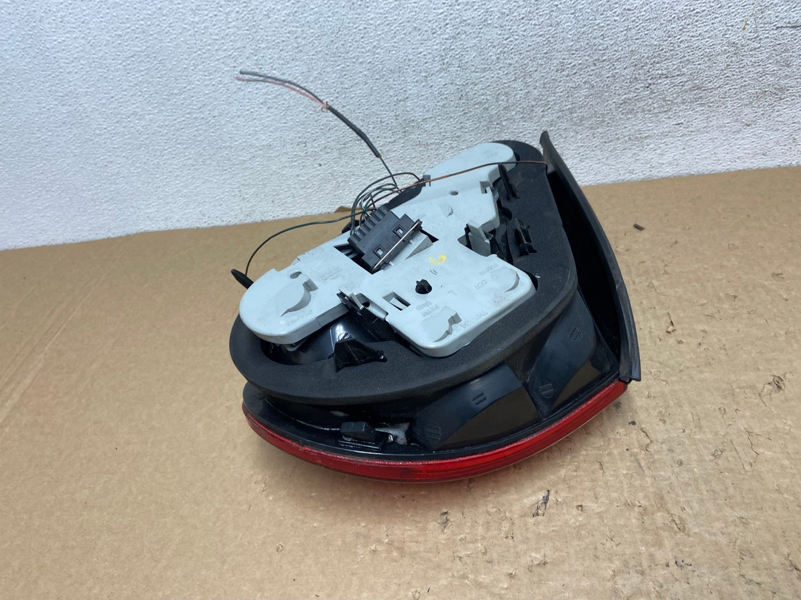 2000 to 2004 Jaguar S-Type Left Driver LH Side Tail Light AF8016 LK5