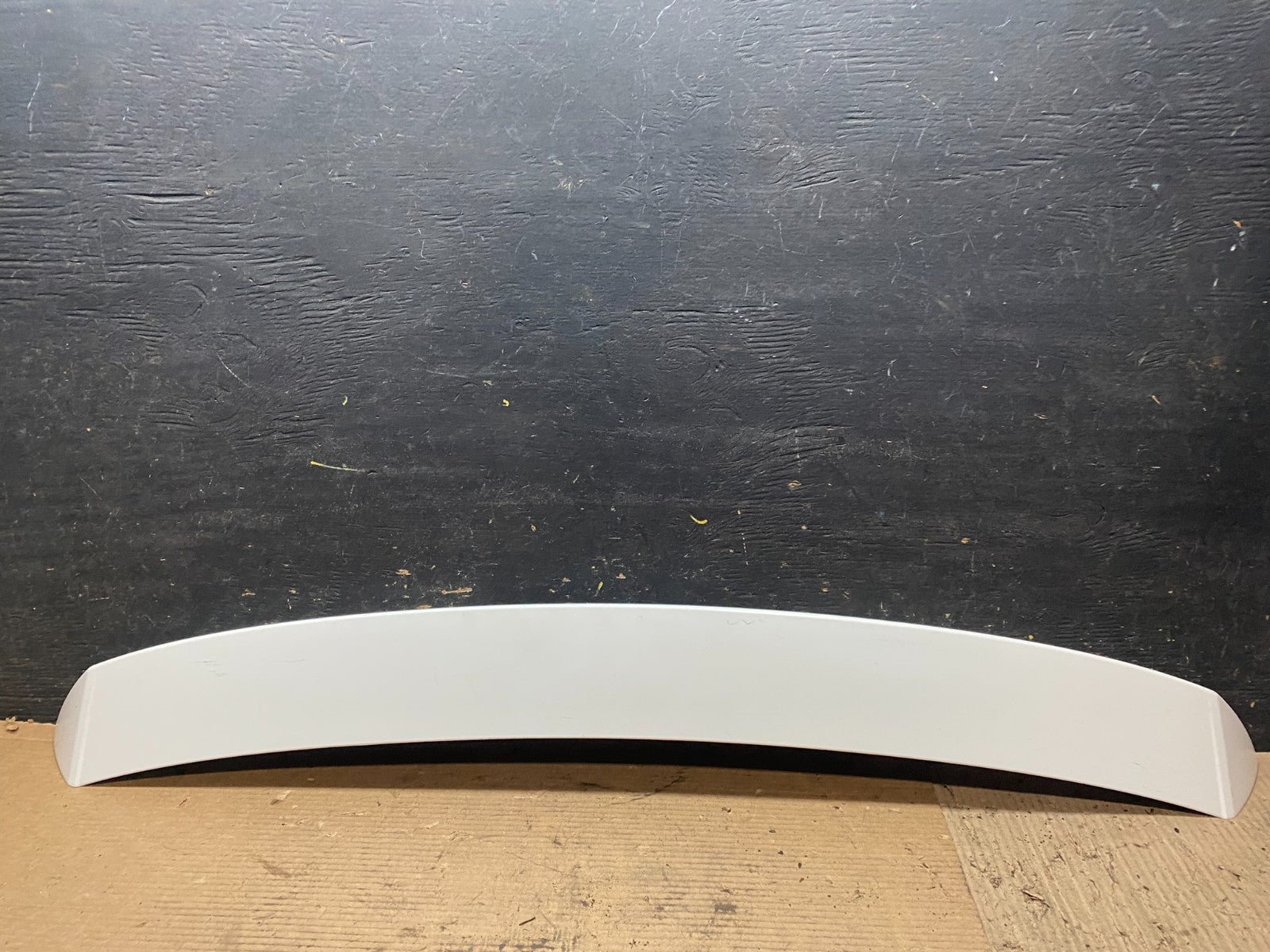 2007 to 2013 Mitsubishi Outlander Rear Spoiler 3RD Brake Light OEM V9520 DG0