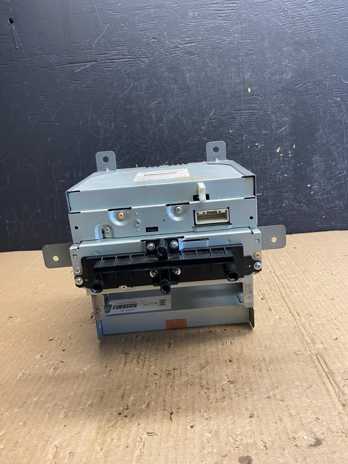 2008 to 2009 Subaru Tribeca CD Player Radio Receiver Control AE4074 DG0